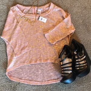NWT!!! Gorgeous Asymmetrical Pink/Gold 3/4 Top
